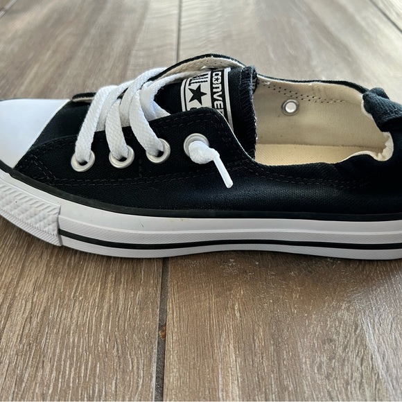 Brand new (w/o tags) Black and White Converse Low Tops Women’s Size 5 - Picture 3 of 12
